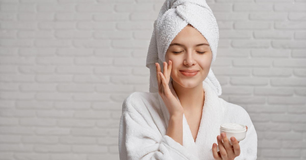 Simple skincare routine for beginners with easy daily steps